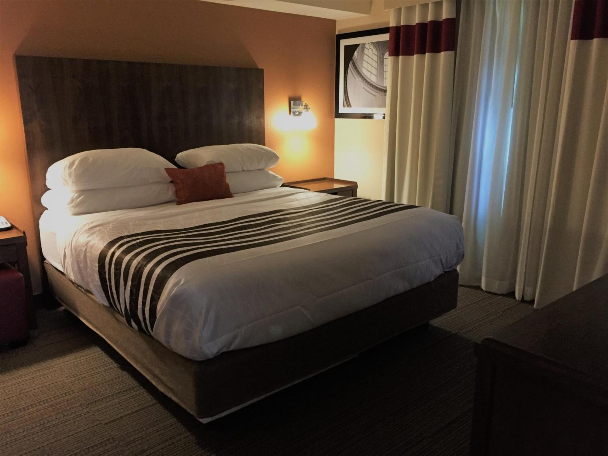 Waterloo Suites Hotel, Trademark Collection By Wyndham ภายนอก รูปภาพ